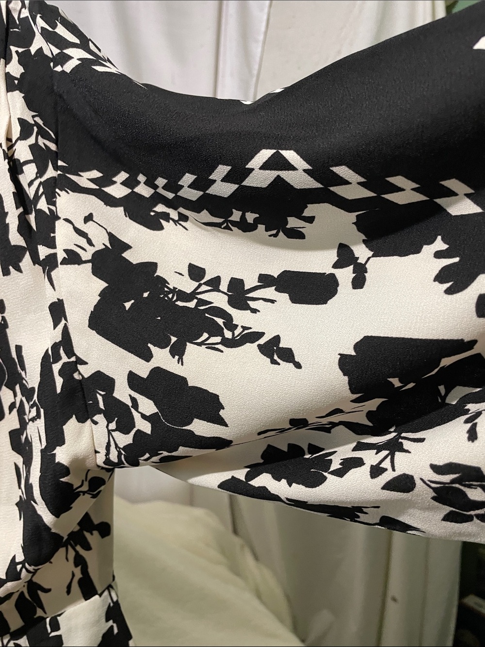 CAbi Black & White Graphic Print Top - Picture 12 of 16
